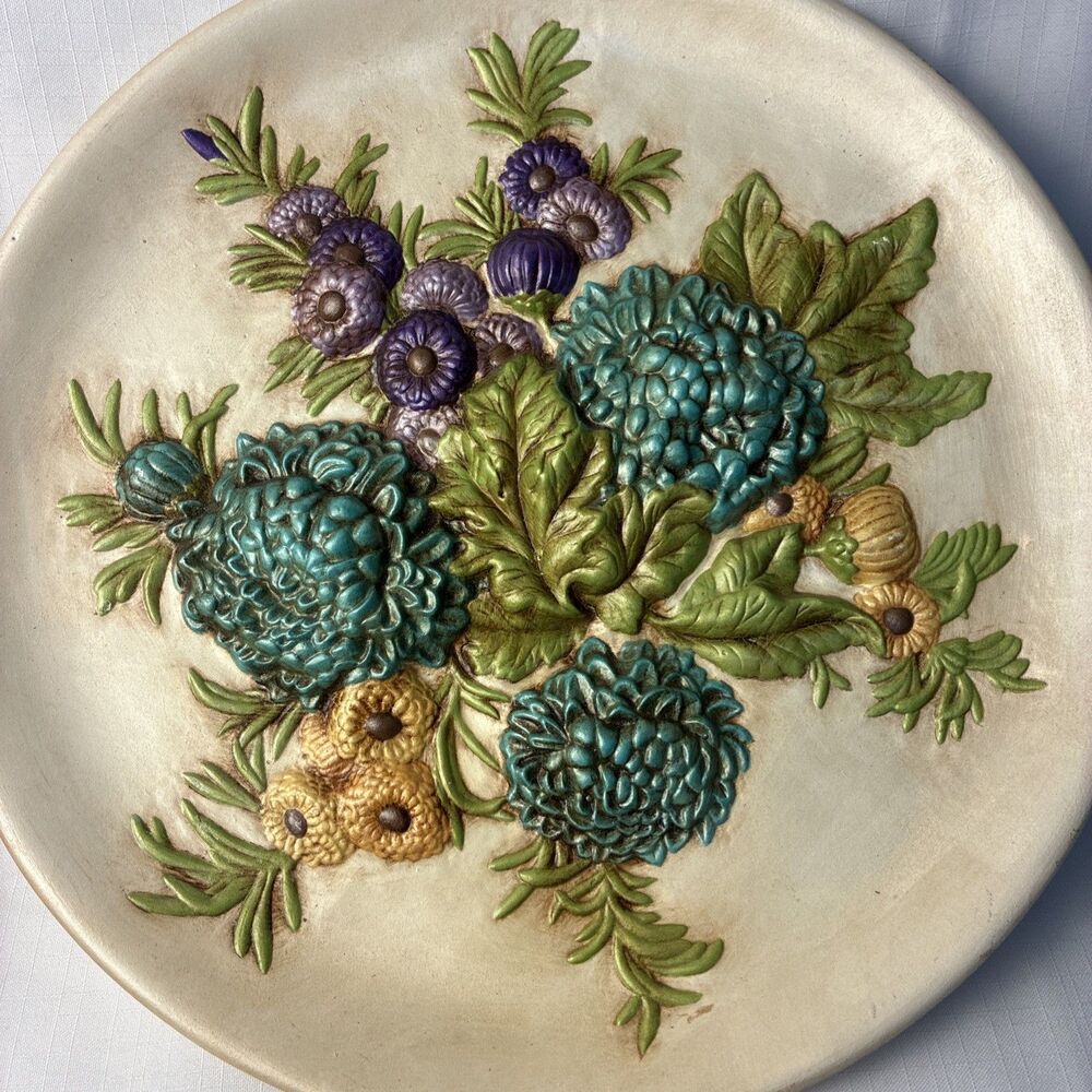 Vintage Round Chalkware 13" Flower Decorative 3D Chrysanthemum Wall Plate  MCM